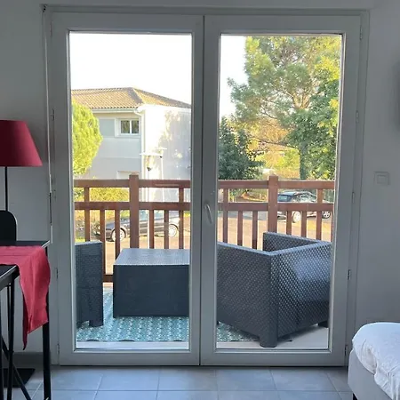 Appartement Studio Bourg Au Calme, En Plein Centre Ville, à 10min Des Plages Océanes *